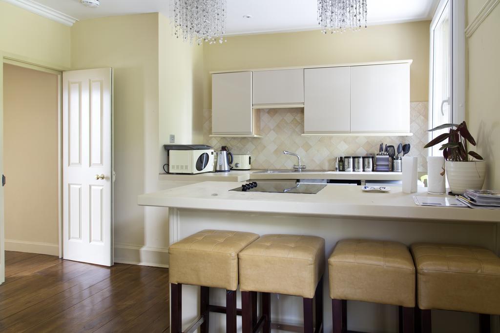 Cambridge City Apartments Экстерьер фото