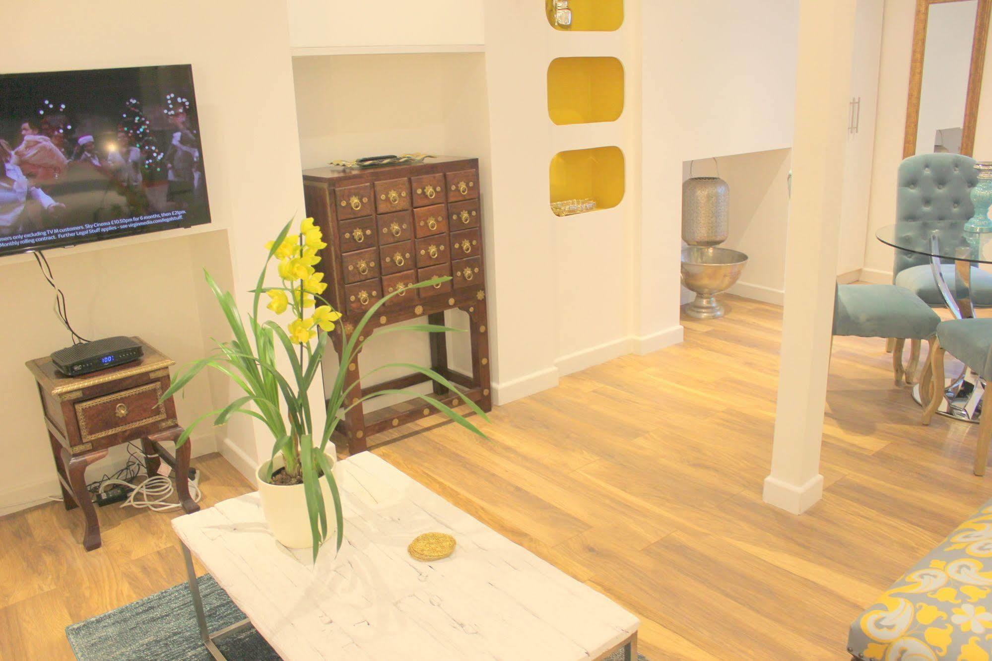 Cambridge City Apartments Экстерьер фото